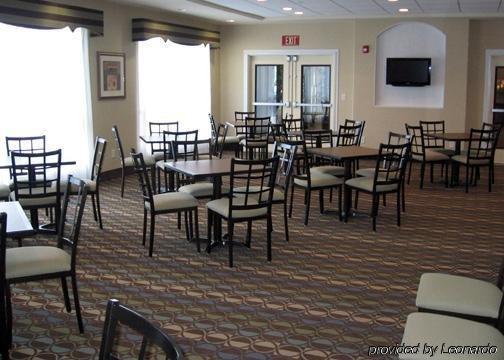 Days Inn & Suites By Wyndham San Antonio Near Frost Bank Center Exteriör bild
